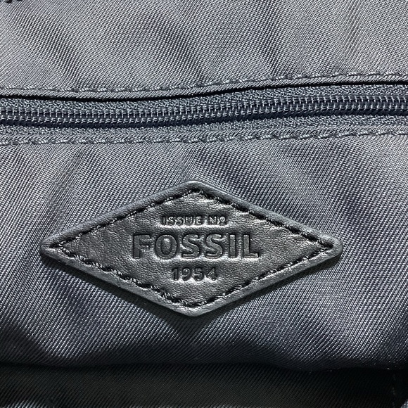 Black Fossil Leather Tote Bag - Picture 4 of 8